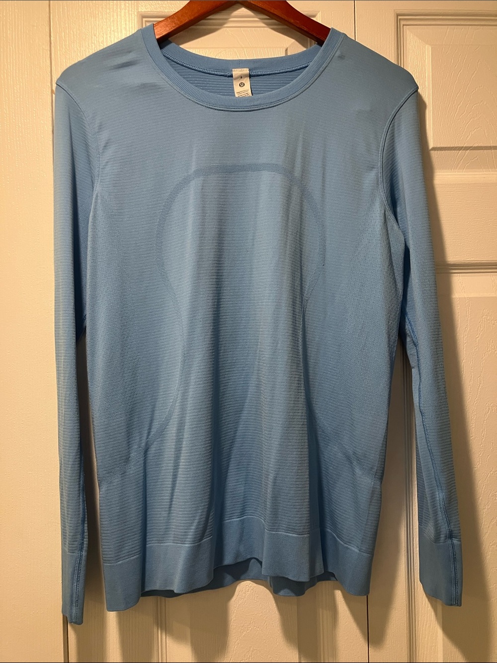Swiftly relaxed long sleeve shirt size 8